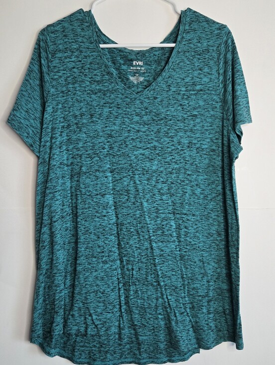 EVRI Tops - EVRI Women’s Size 1X Teal V-Neck Modern Tee Shirt